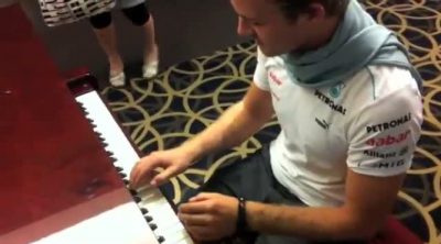 Así toca Nico Rosberg el piano