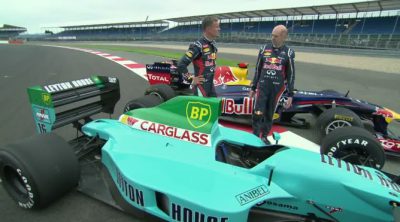 Adrian Newey pilota el RB6 y el Leyton House en Silverstone