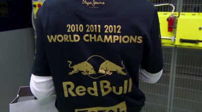 Red Bull celebró sus títulos de 2012 en Milton Keynes